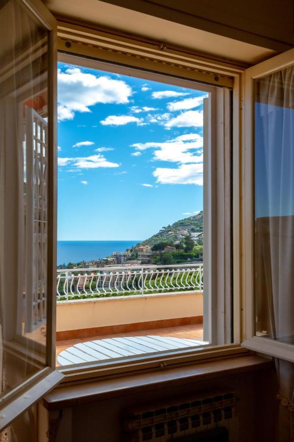 168B - La Terrazza Sul Mare, Casa A 10 Minuti Da Spiaggia, Parcheggio Privato Gratis San Remo Extérieur photo