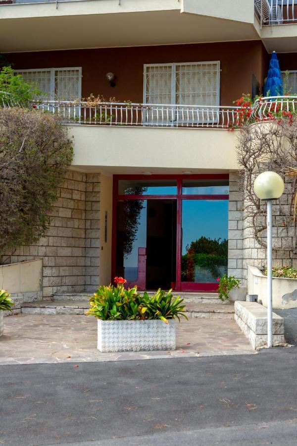 168B - La Terrazza Sul Mare, Casa A 10 Minuti Da Spiaggia, Parcheggio Privato Gratis San Remo Extérieur photo