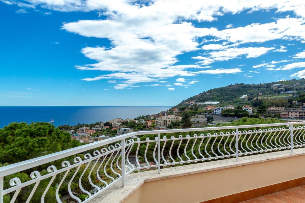 168B - La Terrazza Sul Mare, Casa A 10 Minuti Da Spiaggia, Parcheggio Privato Gratis San Remo Extérieur photo