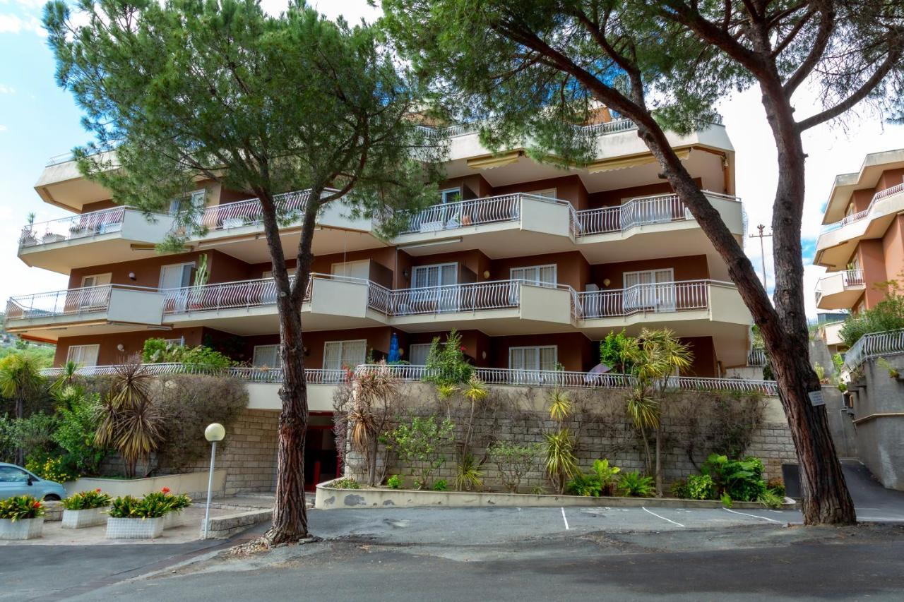 168B - La Terrazza Sul Mare, Casa A 10 Minuti Da Spiaggia, Parcheggio Privato Gratis San Remo Extérieur photo